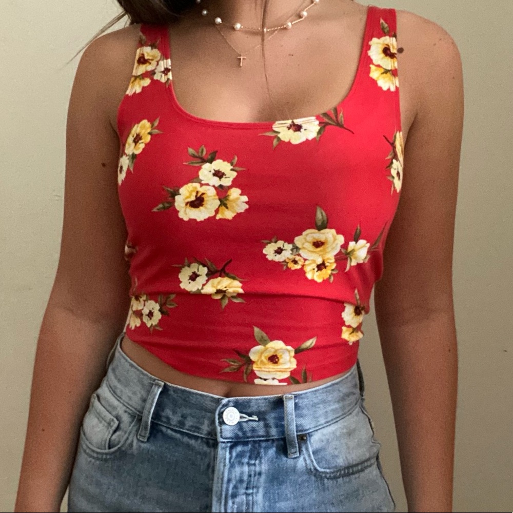 Red floral tank